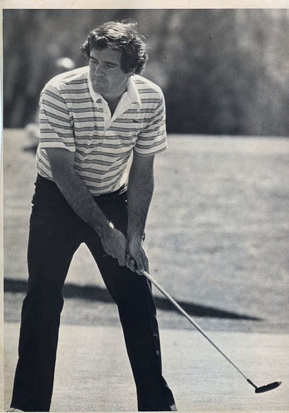 File:Rick acton putting.jpg